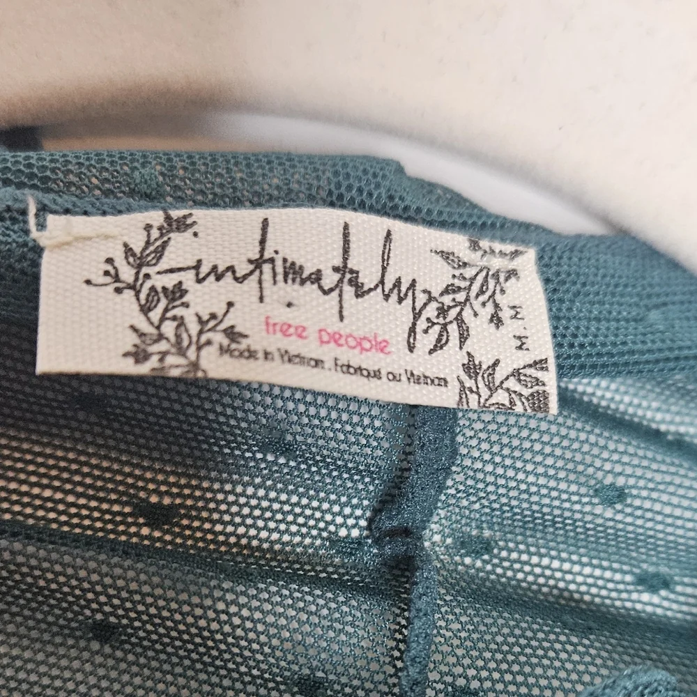 Free People On The Dot Layering Top NWT - Picture 5 of 8